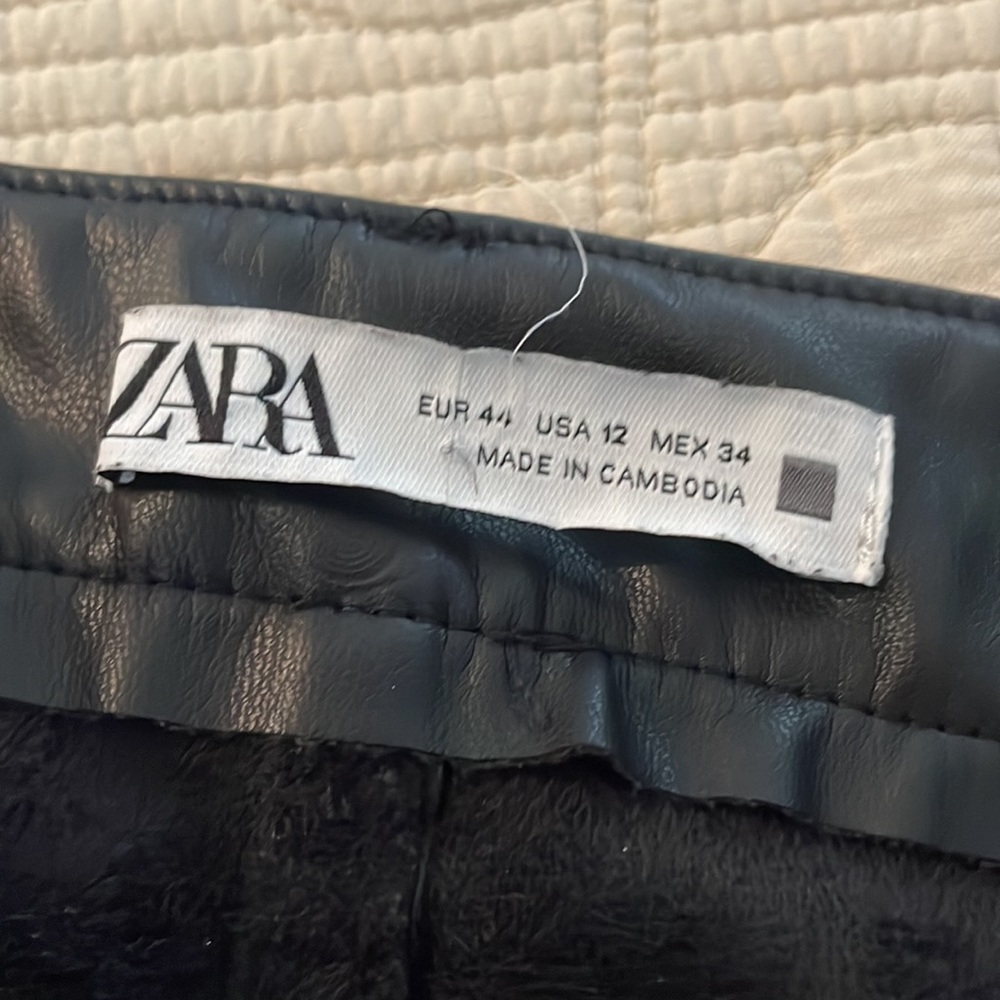 Zara Faux Leather High Ruse Mom Fit Pants - Picture 10 of 11